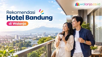 Pasangan Indonesia menikmati pemandangan Bandung dari balkon hotel saat liburan.